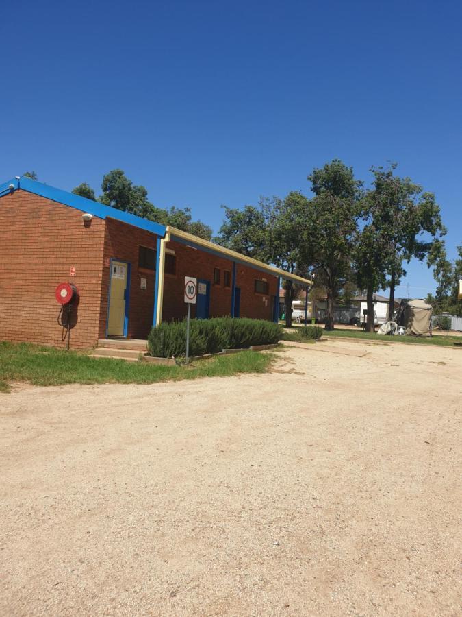 Newell Hwy Caravan Park Parkes Exterior foto